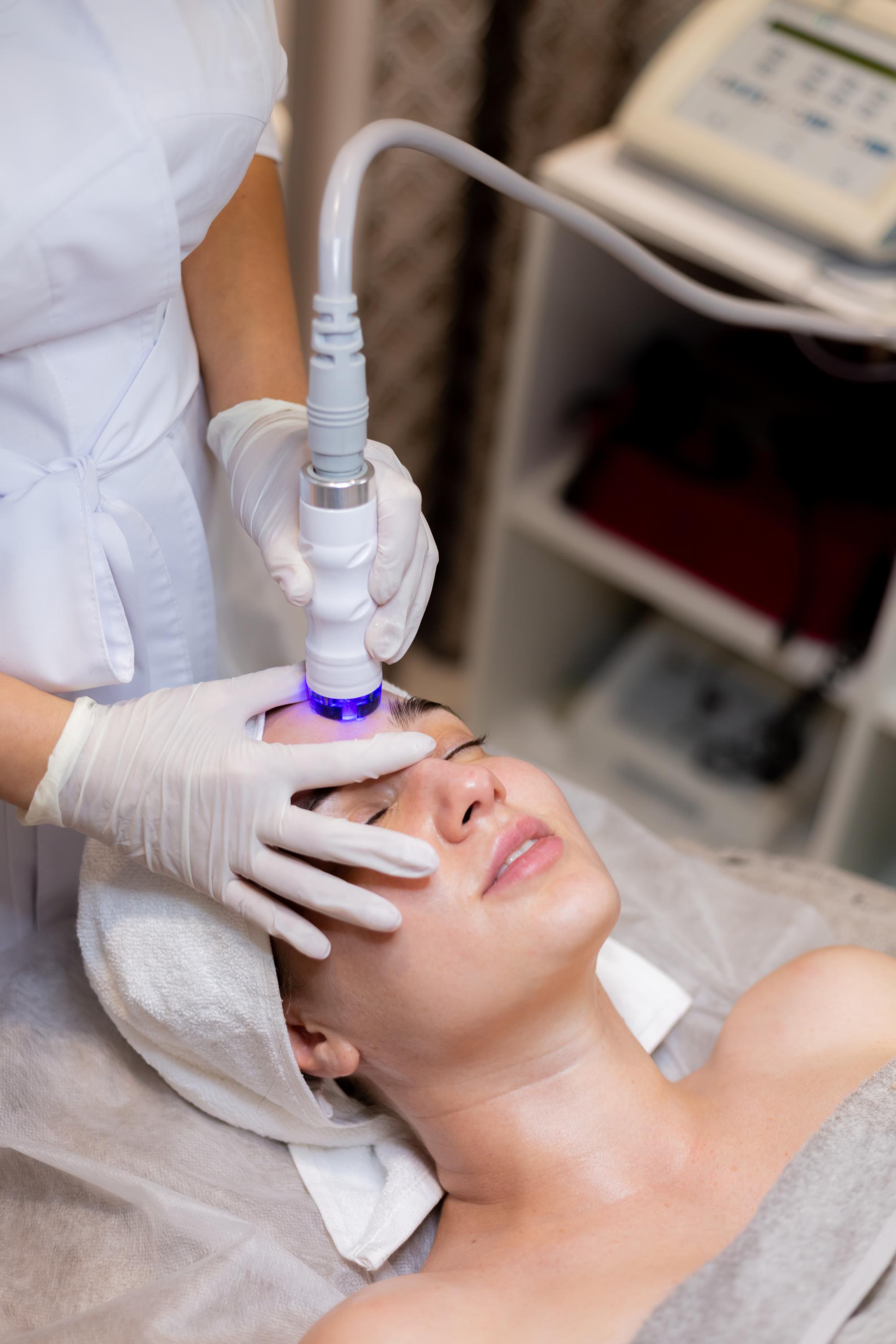 RF-Microneedling